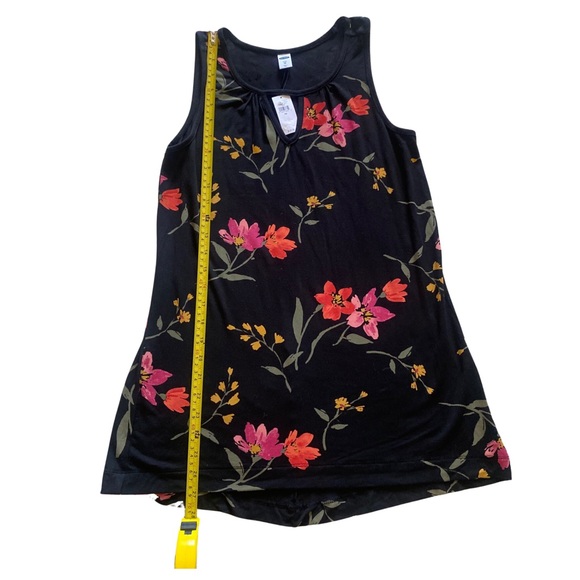 Old Navy Floral tank top XS NWT - Picture 3 of 6
